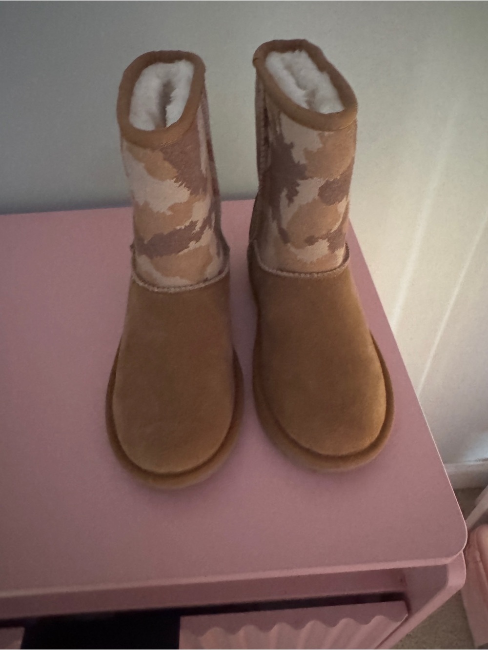 UGG Brown tan Camouflage Boots - Pair